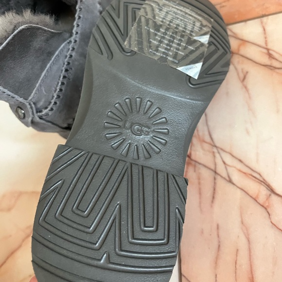 UGG Charcoal Suede Winter Boots - Picture 4 of 7